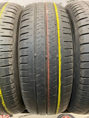 Nexen Roadian CT8 R17 215/65