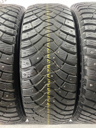 Dunlop SP Winter Ice 03 R16 205/65