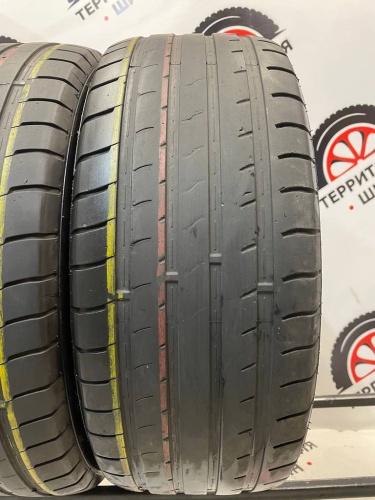 WindForce Catchfors UHP 235/45/18