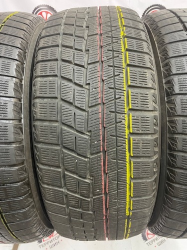 Yokohama Ice Guard IG60 R17	215/50