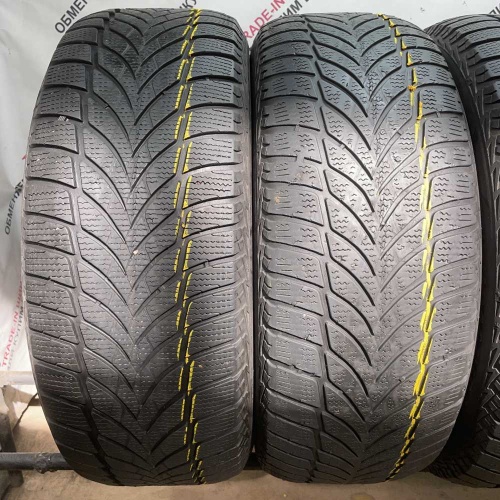 Goodyear UltraGrip Ice 2  R18	235/55