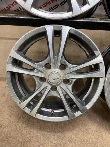Литьё Toyota SKAD R16 5X114,3 СТ60,1 ET49