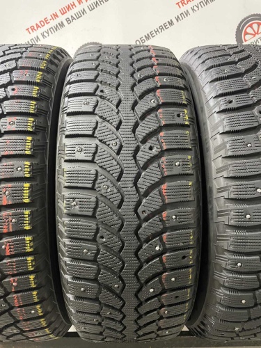 Bridgestone Blizzak Spike-01 R17 215/60