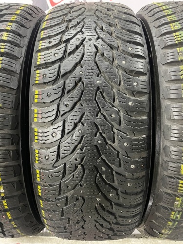 Nokian Tyres Hakkapeliitta 9 SUV R18 235/60