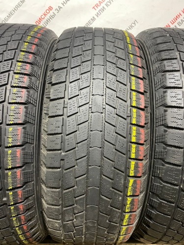 Hankook Nordic 225/60 R17