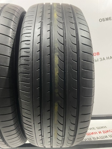 Yokohama BluEarth RV-02 R16 215/60