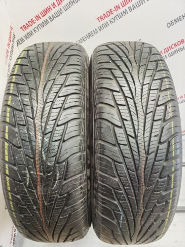 Maxxis Victra SUV M+S R17	225/65