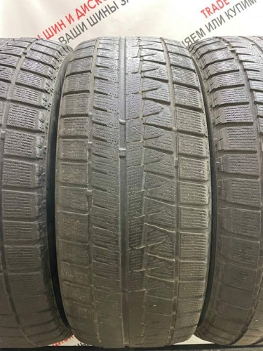 Bridgestone Blizzak Revo GZ R17 215/55