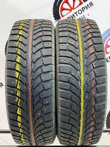 GTRadial Champiro Ice Pro R17 215/60