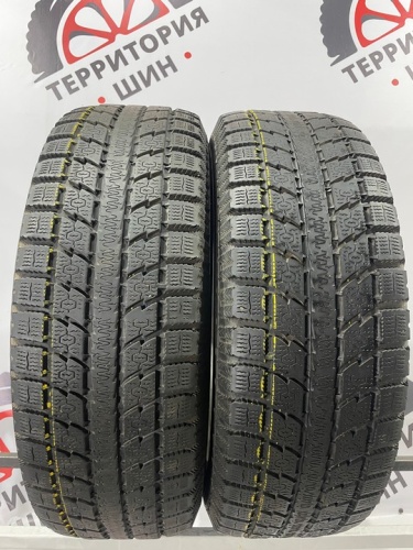 Toyo Observe GSi-5 R16 235/70