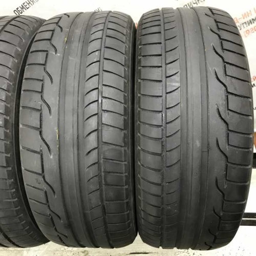 Dunlop Sport Maxx RT R17 235/55