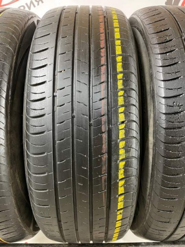 Kumho Solus SA01 R17 215/60