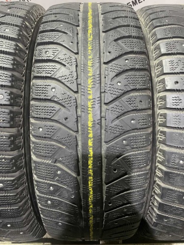 Bridgestone Ice Cruiser 7000 R15 205/65