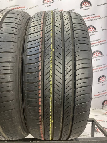 Kumho Crugen HP71  R19 235/50