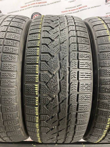 Kumho I'Zen RV Asymmetric  R18 235/50
