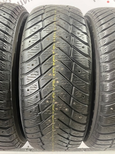 Yokohama Ice Guard IG65 R16 215/60