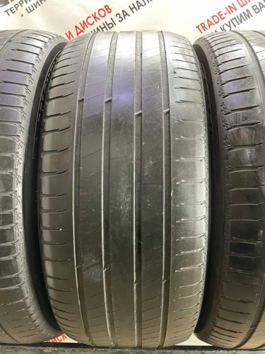 Michelin Latitude Sport 3 R20 255/45