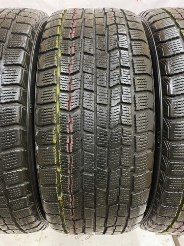 Goodyear Ice Navi Zea 215/55 R17