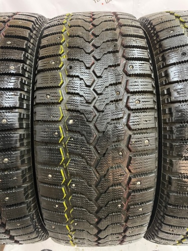 Yokohama IceGiard R15 215/65 96Q