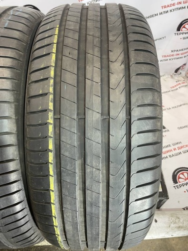 Pirelli Scorpion  255/45 R19