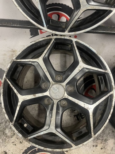 Литые форд R16 5х108 ЕТ50 ЦО63.3 6.5J