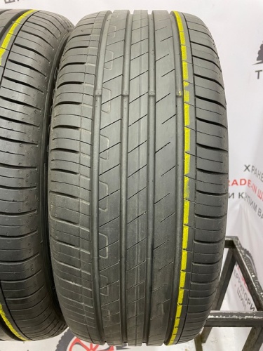 Goodyear EfficientGrip Performance R17 215/55 94V