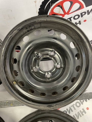Штампы черные  R15 5х114.3 ЦО67 ET44 6J