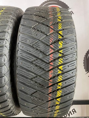 GoodYear UltraGrip Ice Arctic R19 255/55