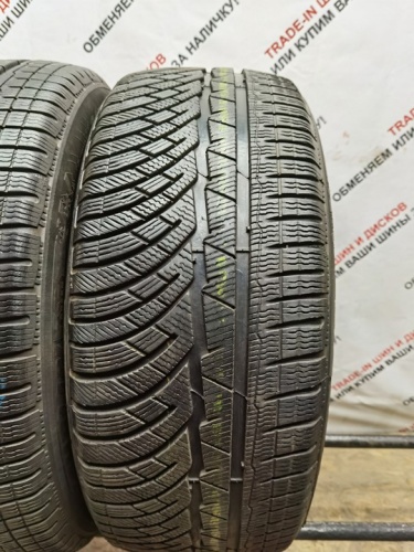 Michelin Pilot Alpin 215/55 R17