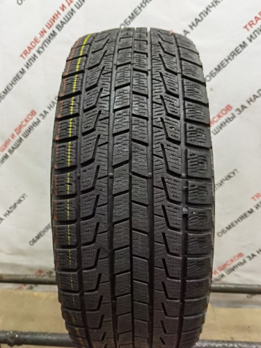 Bridgestone Blizzak Revo1 R17 215/55