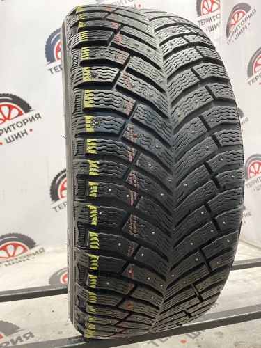 Michelin X-Ice North 4 R18	235/50