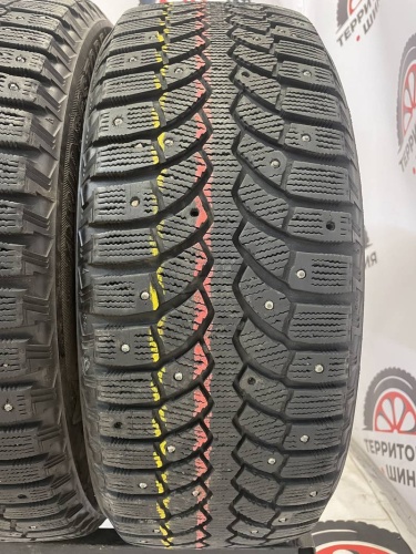 Bridgestone Blizzak Spike-01 R16 195/55
