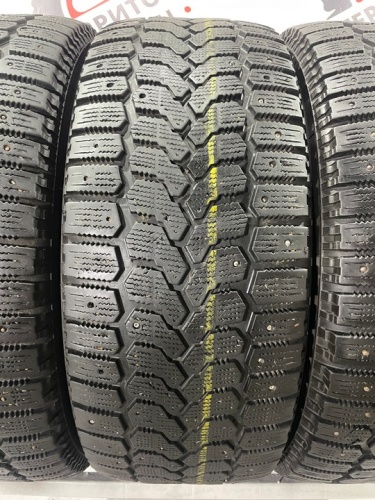 Yokohama Ice Guard F700Z R18 235/55