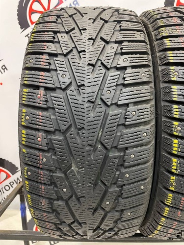 Delmax Ultima Ice R18	235/45
