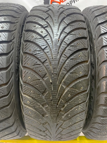 Goodyear  UltraGrip Extreme R16 20555