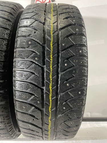 Bridgestone Ice Cruiser 7000 R18 235/55