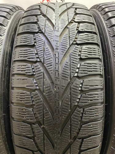 Nokian Hakkapeliitta R2 SUV  R18 225/60