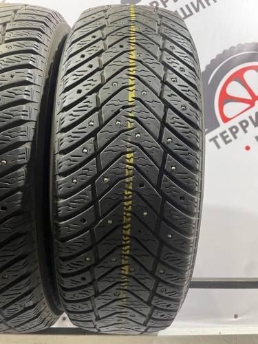 Yokohama Ice Guard IG65 R17 215/65