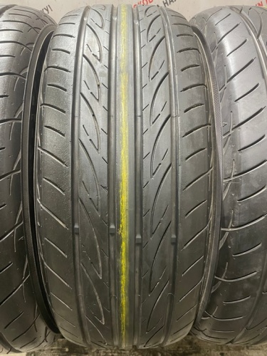 Yokohama Advan Fleva V701 R17 215/55