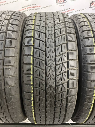 Dunlop Winter Maxx SJ8 235/55 R18
