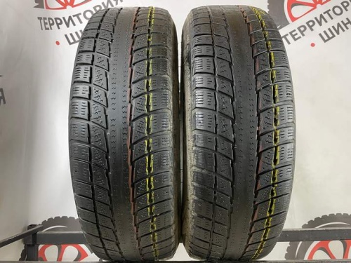 Triangle Snow Lion R15 235/75