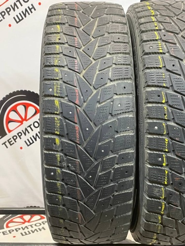 Dunlop Grandtrek Ice 02 R17 215/60