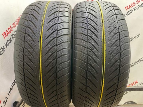 Goodyear UltraGrip R18 255/55 RFT