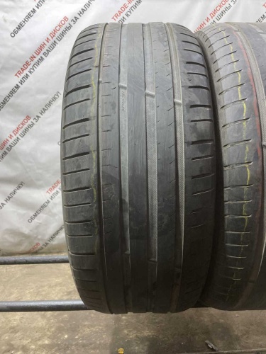 Michelin Pilot Sport 4 SUV R19 235/50