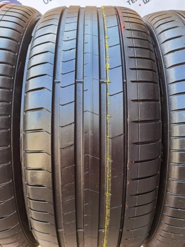 Pirelli PZero R21 255/40.