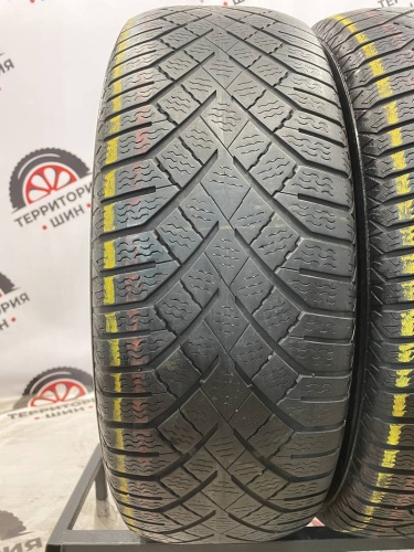 Continental VikingContact 7 R 17 215/65