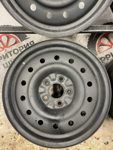 Штампы нисан оригиналы R16 5*114.3 ЦО66.1 ЕТ40 J6.5