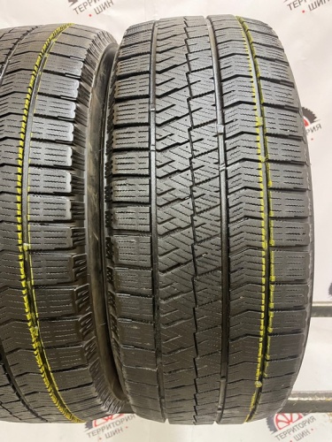 Bridgestone Blizzak VRX 2 205/55 R17