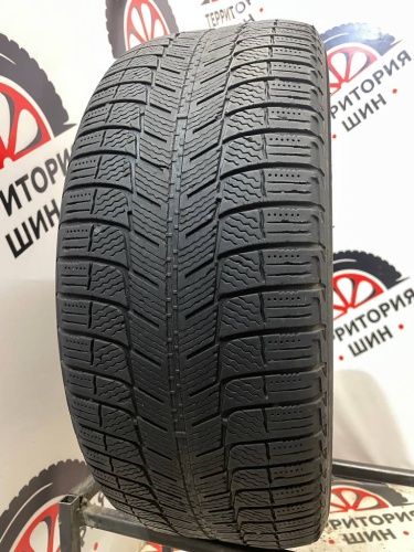 Michelin X-Ice R17 215/50