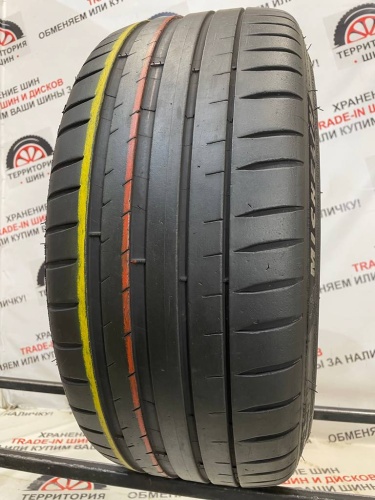 Michelin Pilot Sport 4 R18	225/40